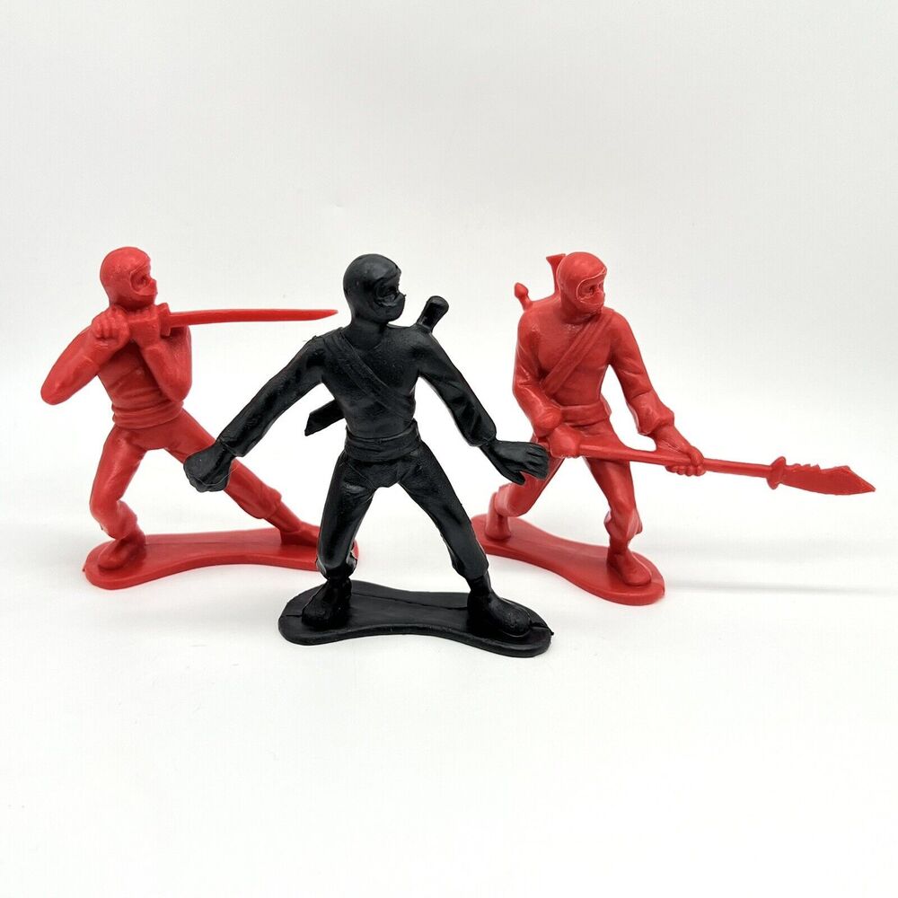 Vintage Greenbrier International 4" Ninja Samurai Plastic Toy Figures Red Black